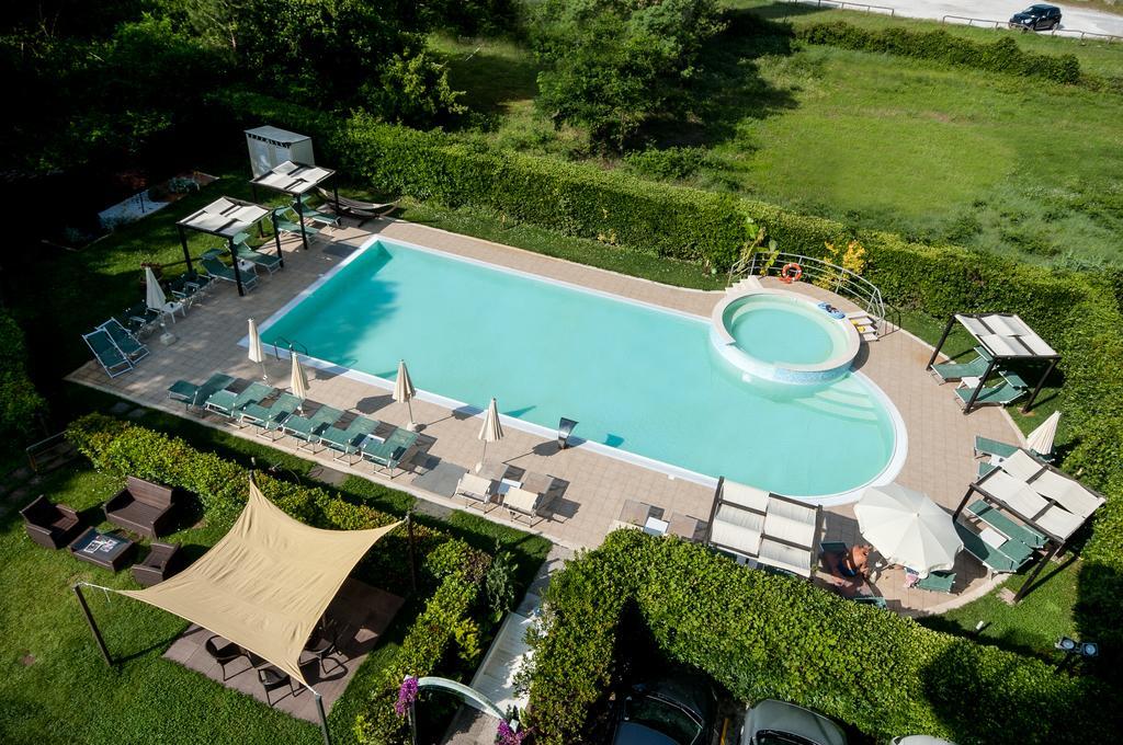 Hotel King Marina di Pietrasanta Exterior foto